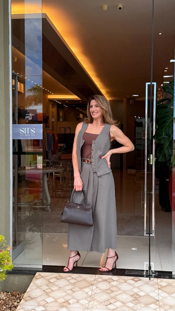 Saia midi militar