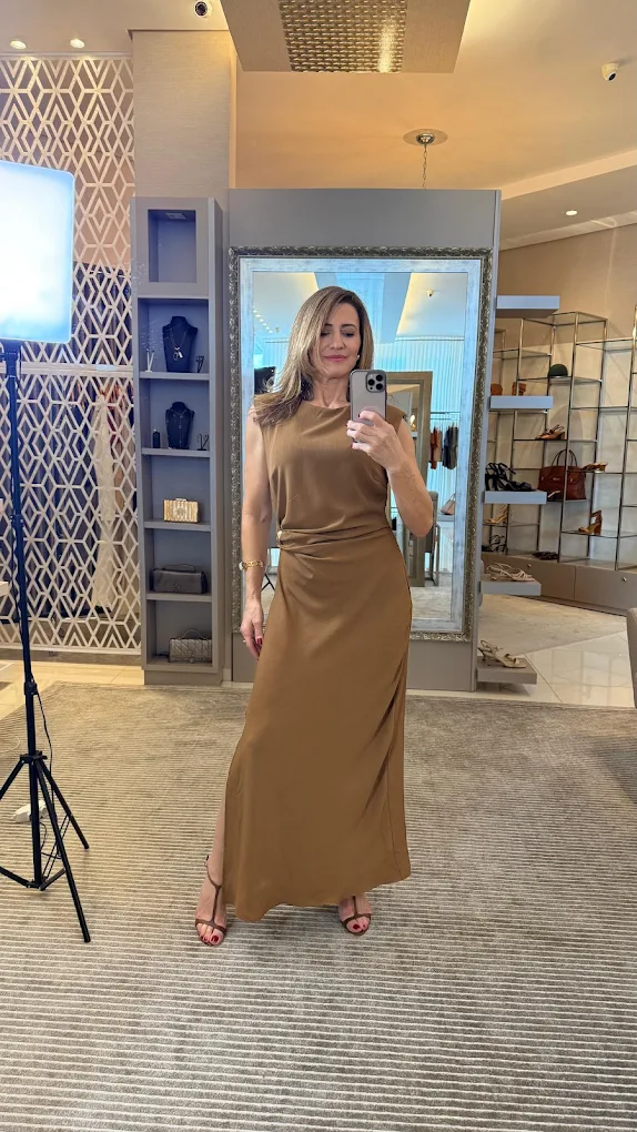 Vestido longo caramelo